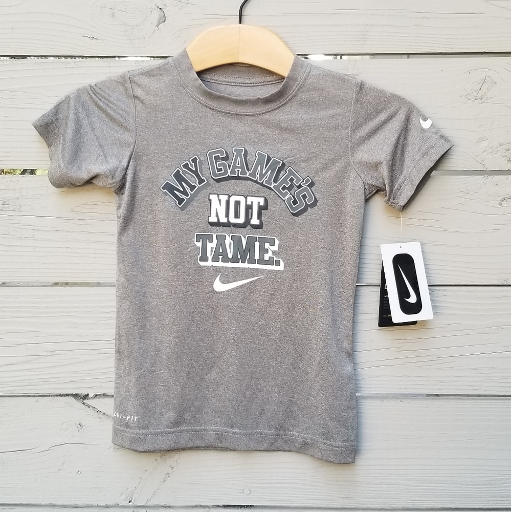 NWT Nike Dri-fit Graphic Tee
